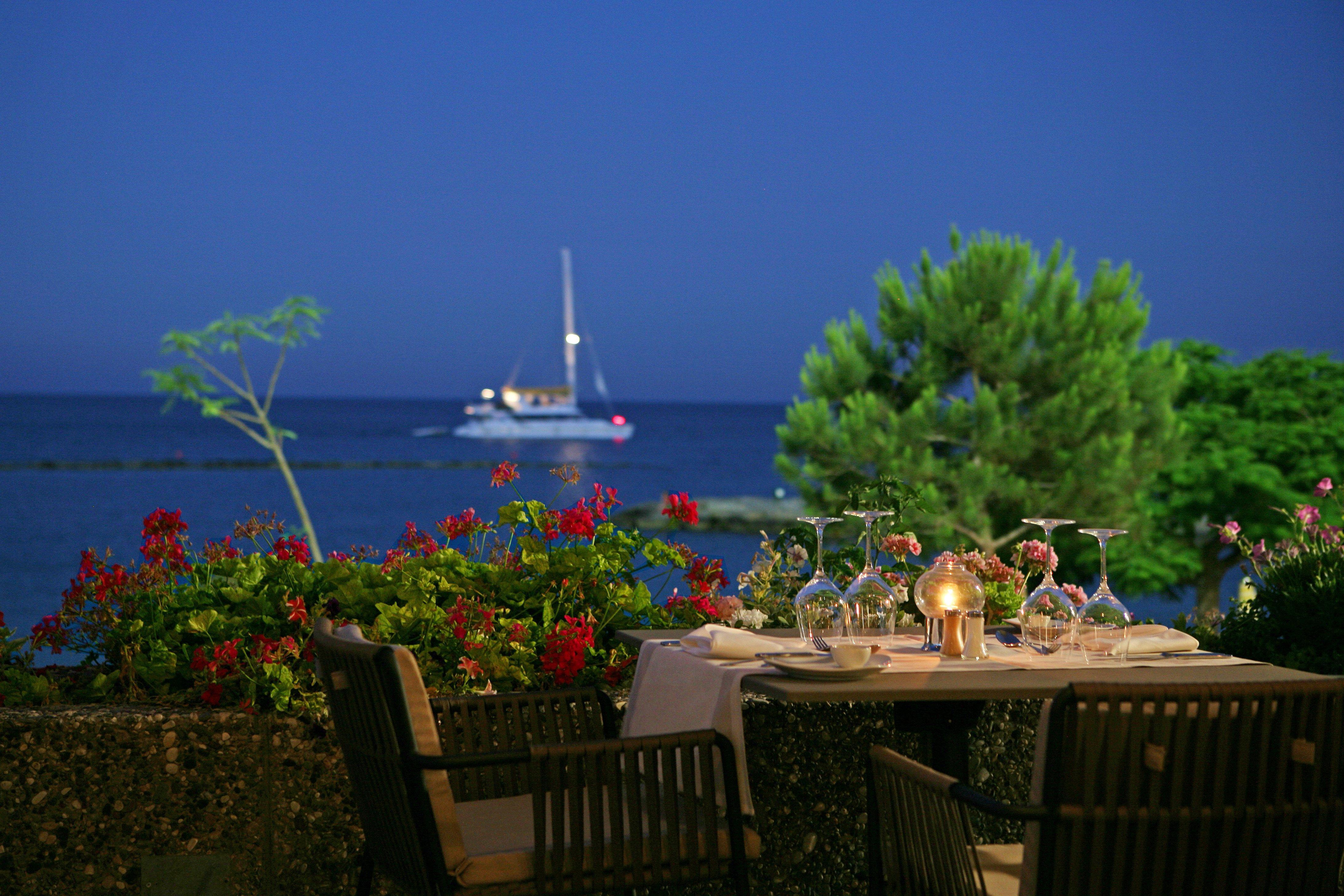 Crowne Plaza Limassol By Ihg Hotel Kültér fotó