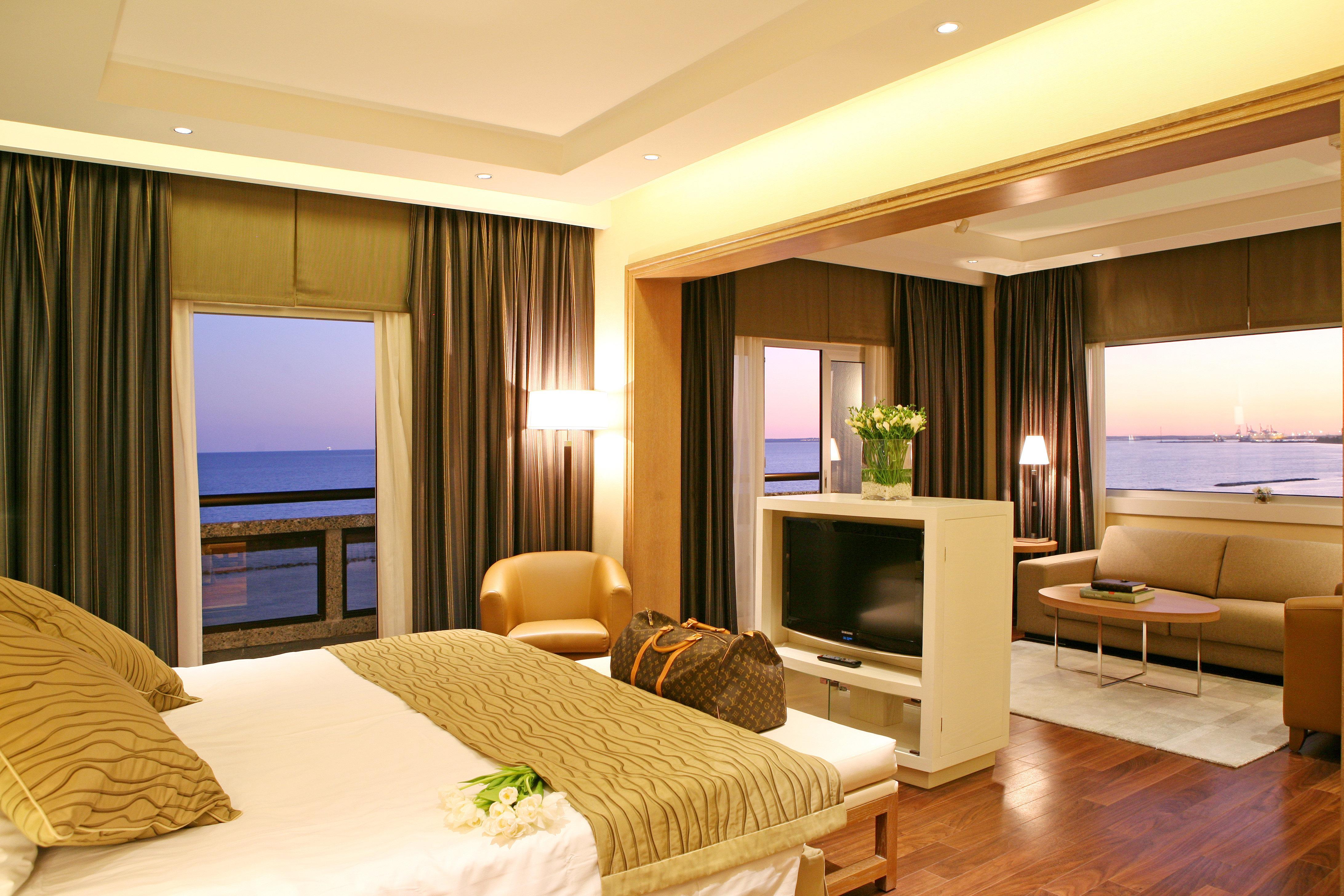 Crowne Plaza Limassol By Ihg Hotel Kültér fotó